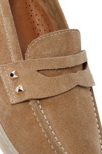 کفش لوفر زنانه چرم جیر بژ با نگین دری مد