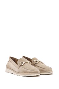 کفش لوفر زنانه چرم جیر بژ راحتی با سگک دری مد