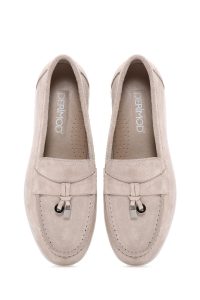 کفش لوفر زنانه چرم جیر بژ سگک‌دار راحتی دری مد