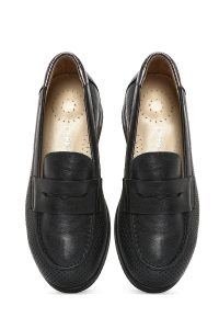 کفش لوفر زنانه چرم مشکی لژدار راحتی دری مد