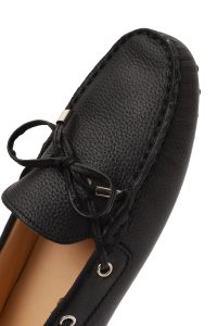 کفش لوفر زنانه چرم مشکی منگوله‌دار دری مد