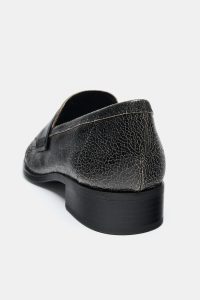 کفش لوفر زنانه چرمی افکت کهنه زارا – ZARA