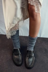 کفش لوفر زنانه چرمی افکت کهنه زارا – ZARA