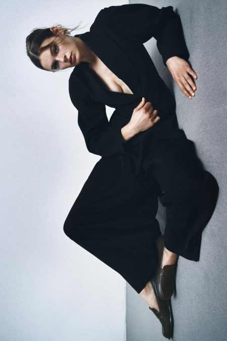 کفش لوفر زنانه چرمی دکمه‌دار زارا – ZARA