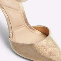 کفش پاشنه‌دار زنانه طلایی آلدو DERPERLA – ALDO