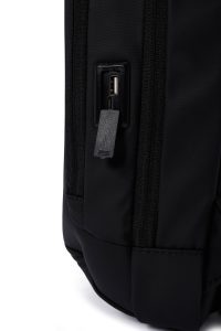 کوله پشتی بدون‌‌جنسیت مشکی تکنولوژیک سخت‌کیس کتان دری مد