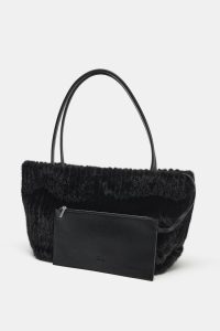 کیف توت زنانه خز مصنوعی زارا – ZARA