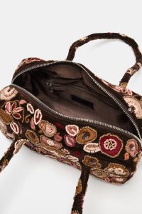 کیف دوشی زنانه گلدوزی‌شده زارا – ZARA