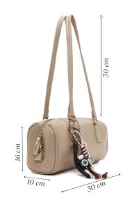 کیف زنانه بژ با اکسسوری دری مد