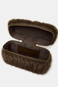 کیف زنانه خز مصنوعی سخت زارا – ZARA
