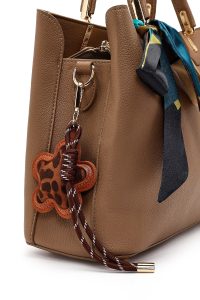 کیف زنانه طوسی بلند بنددار با اکسسوری دری مد