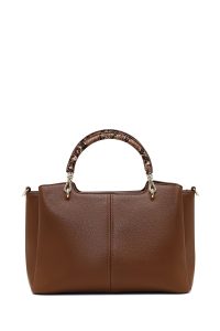 کیف زنانه قهوه‌ای بلند با اکسسوری دری مد