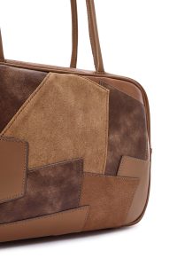 کیف زنانه قهوه‌ای بلند طرح‌دار دری مد