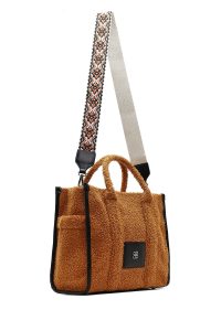 کیف زنانه قهوه‌ای بلند پشمی دری مد