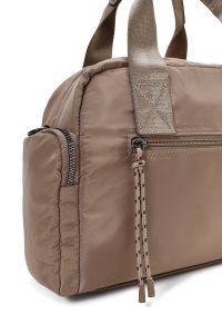 کیف زنانه کرم بلند با جزئیات اکسسوری دری مد