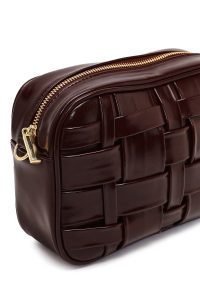 کیف کراس بادی زنانه بوردو بلند بافت دری مد