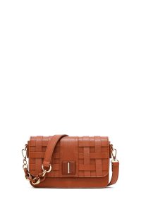 کیف کراس بادی زنانه قهوه‌ای بلند بافت کراس‌بادی دری مد