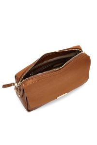 کیف کراس بادی زنانه قهوه‌ای بند زنجیری سوئیت کراس‌بادی دری مد