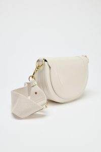 کیف کراس‌بادی زنانه برزنتی دوخت‌دار زارا – ZARA