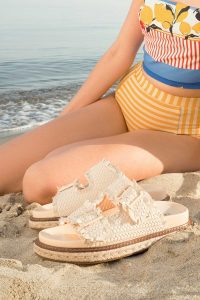 Kadın Bej Kalın Tabanlı Örgü Terlik