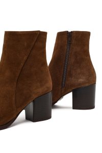 بوت جیر زنانه قهوه‌ای زیپ‌دار پاشنه ضخیم دری مد