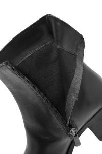 بوت زنانه مشکی چرمی زیپ‌دار پاشنه پهن کوتاه دری مد