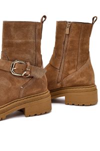 بوت زنانه چرم جیر قهوه‌ای زیپ‌دار زیره‌ضخیم دری مد