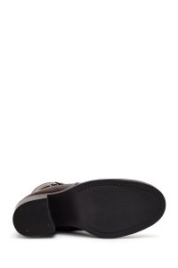 بوت زنانه چرم قهوه‌ای پاشنه‌بلند ضخیم سگک‌دار دری مد