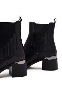 بوت زنانه چرم مشکی چلسی پاشنه‌بلند ضخیم دری مد