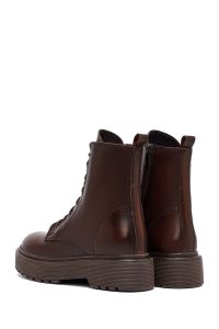 بوت پستال زنانه چرمی قهوه ای بند دار زیپ دار کفی ضخیم دری مد