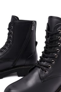 بوت چرمی زنانه مشکی زیپ‌دار دری‌مد