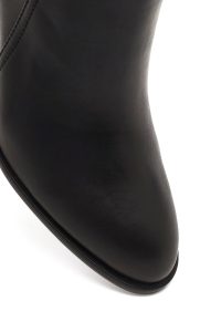 بوت چرمی زنانه مشکی زیپ‌دار سگک‌دار پاشنه ضخیم دری مد