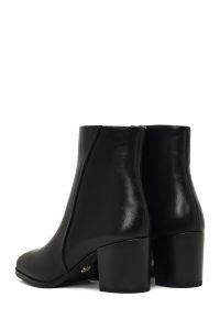 بوت چرمی زنانه مشکی زیپ‌دار پاشنه ضخیم دری مد