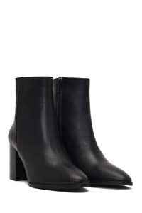 بوت چرمی زنانه مشکی زیپ‌دار پاشنه ضخیم دری مد