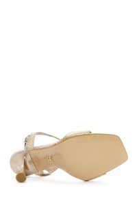 صندل زنانه چرم طلایی متالیک پاشنه‌بلند نازک دری مد