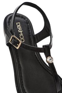 صندل زنانه چرم مشکی بنددار مچ پا انگشتی دری مد