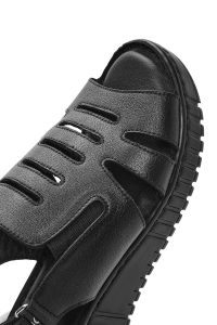 صندل زنانه چرم مشکی لژدار راحتی دری مد