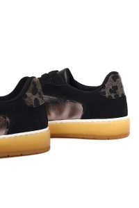 کتونی زنانه مشکی بنددار لژدار طرح‌دار دری مد