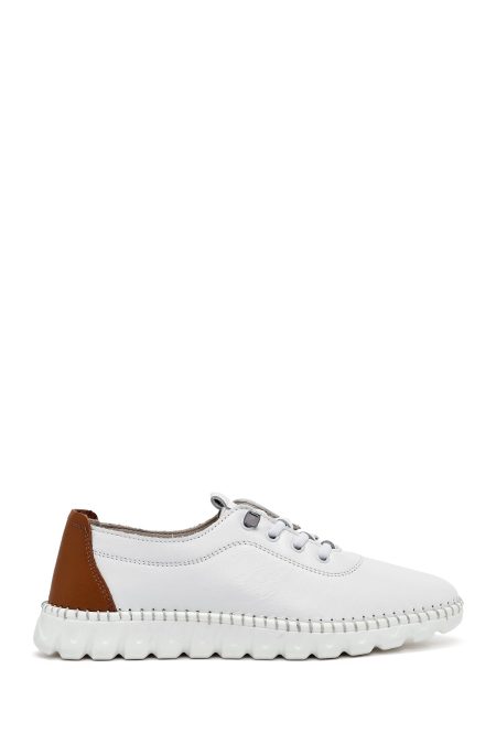 کتونی زنانه چرم سفید بنددار دری مد