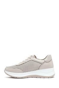 کتونی زنانه چرم کرم بنددار لژدار دری مد