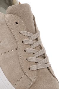 کتونی زنونه چرم جیر بژ بنددار با زیره ضخیم دری مد