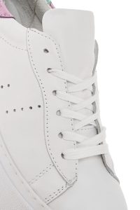 کتونی زنونه چرم سفید بنددار با زیره ضخیم دری مد