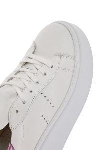 کتونی زنونه چرم سفید بنددار با زیره ضخیم دری مد