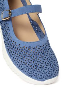 کفش زنانه جیر آبی طرح‌دار سگک‌دار راحتی دری مد