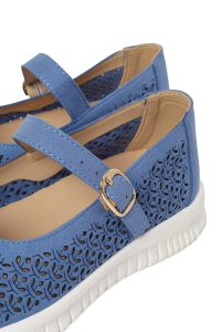 کفش زنانه جیر آبی طرح‌دار سگک‌دار راحتی دری مد