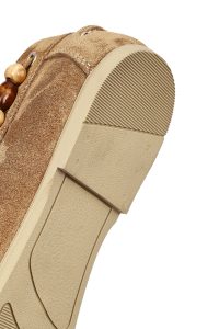 کفش لوفر زنانه جیر قهوه‌ای با جزئیات اکسسوری دری مد