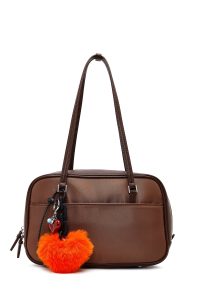 کیف زنانه قهوه‌ای بنددار با اکسسوری دری مد