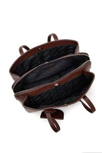 کیف زنانه قهوه‌ای بنددار با اکسسوری دری مد