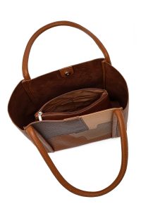 کیف زنانه قهوه‌ای طرح‌دار بنددار دری مد