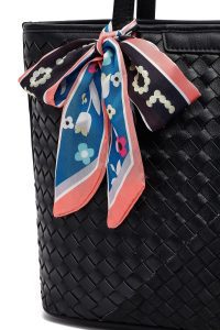 کیف زنانه مشکی بلند بنددار با اکسسوری دری مد